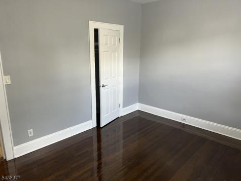 68 Wolf Place Hillside NJ 07205