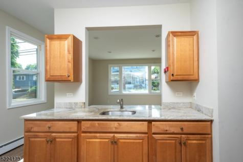214 Woodcliff Ave-unit 1 Little Falls NJ 07424