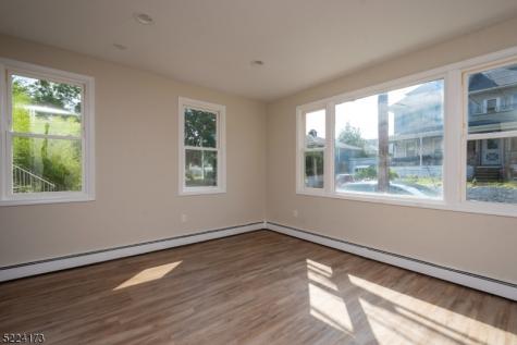 214 Woodcliff Ave-unit 1 Little Falls NJ 07424