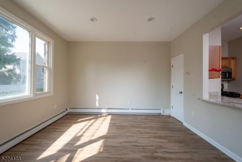 214 Woodcliff Ave-unit 1 Little Falls NJ 07424