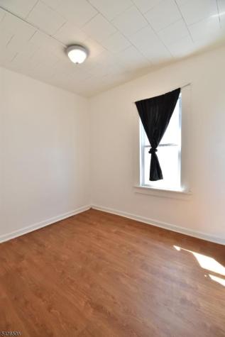 94 Grant Street Passaic NJ 07055