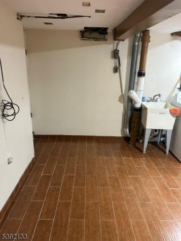 1727 Park Street Rahway NJ 07065