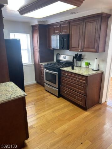 1727 Park Street Rahway NJ 07065