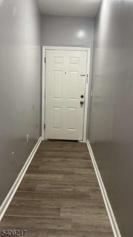 87 Schuyler Avenue Newark NJ 07112