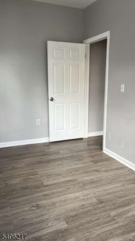 87 Schuyler Avenue Newark NJ 07112