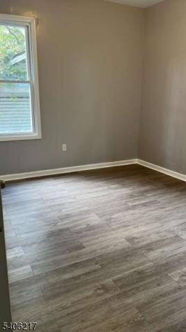 87 Schuyler Avenue Newark NJ 07112