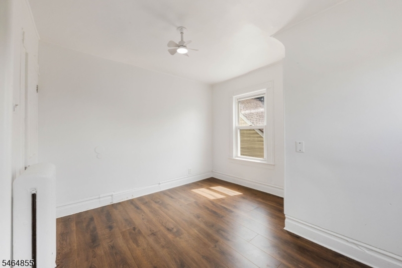 209 N 11th Street Newark NJ 07107