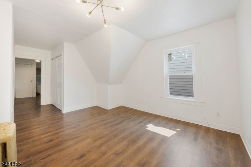 209 N 11th Street Newark NJ 07107