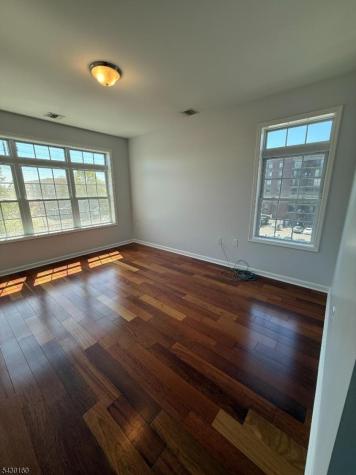 102 E Elizabeth Avenue Linden NJ 07036