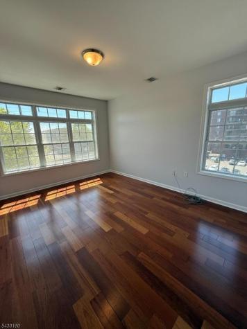 102 E Elizabeth Avenue Linden NJ 07036