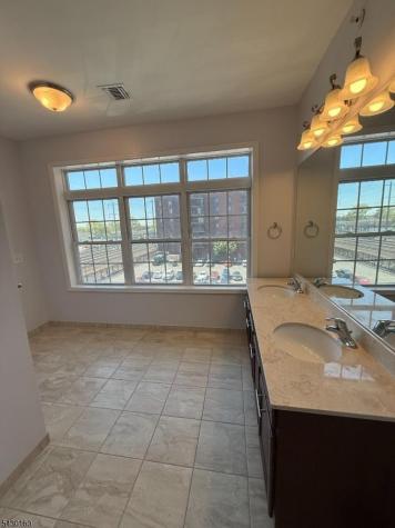 102 E Elizabeth Avenue Linden NJ 07036