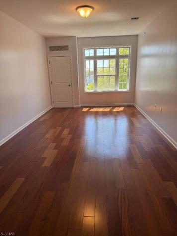 102 E Elizabeth Avenue Linden NJ 07036