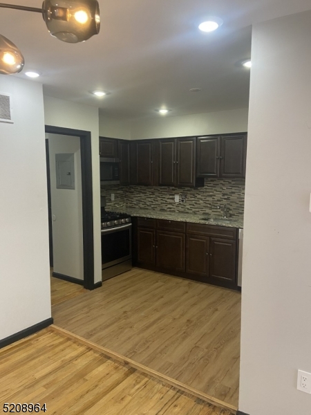 221 Magnolia Avenue Elizabeth NJ 07206
