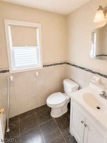1028 Bond Street Elizabeth NJ 07201