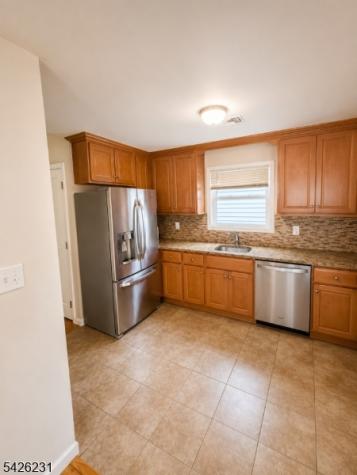 1028 Bond Street Elizabeth NJ 07201