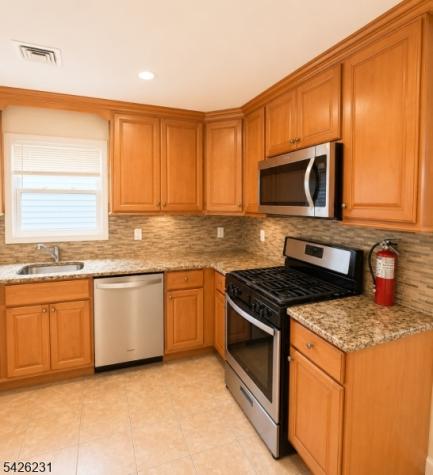 1028 Bond Street Elizabeth NJ 07201