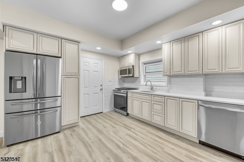 318 S 7th Street Elizabeth NJ 07202