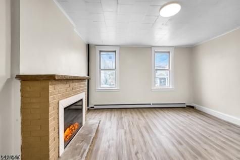 318 S 7th Street Elizabeth NJ 07202