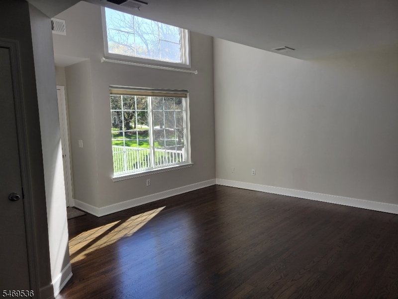 58 Bentley Court Bedminster NJ 07921