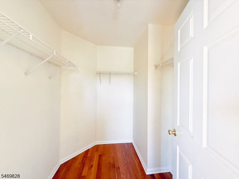 12 Kiser Lane Bridgewater NJ 08807