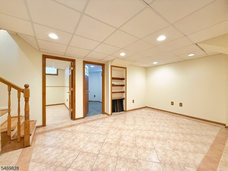 12 Kiser Lane Bridgewater NJ 08807