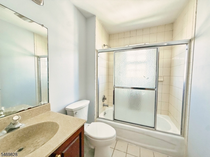 12 Kiser Lane Bridgewater NJ 08807