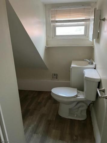 49 Orchard Street Elizabeth NJ 07208