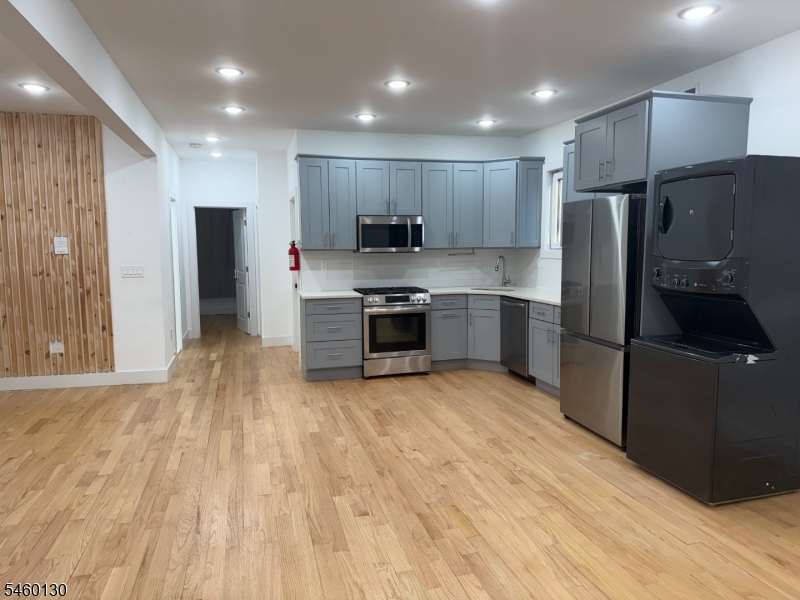 492 S 20th Street Newark NJ 07103