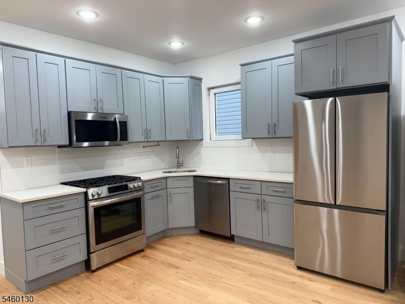492 S 20th Street Newark NJ 07103