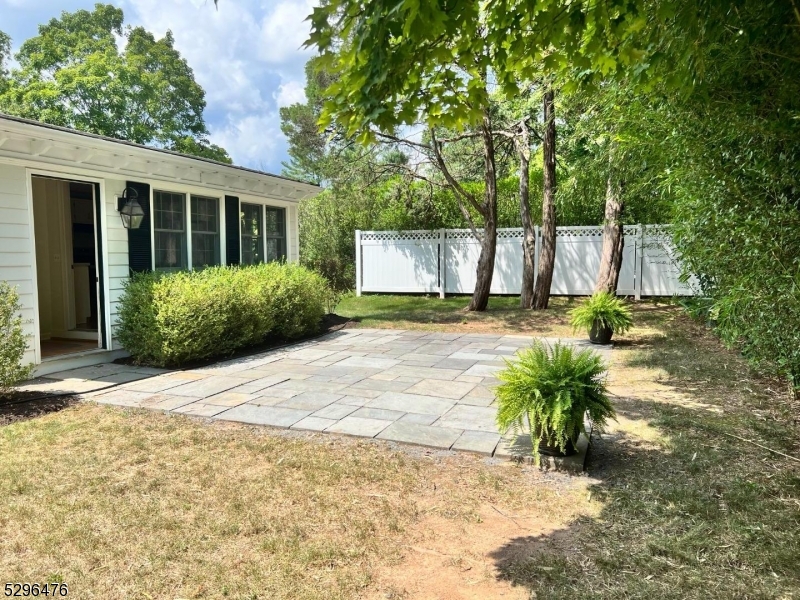 1531 Larger Cross Road Bedminster NJ 07931
