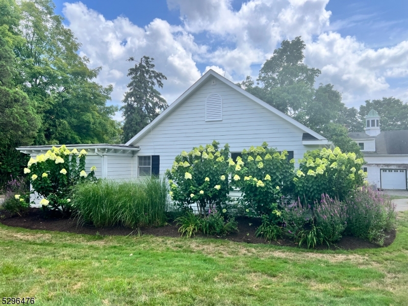 1531 Larger Cross Road Bedminster NJ 07931