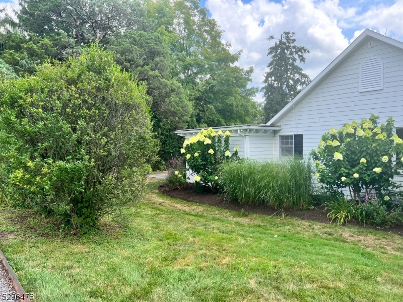1531 Larger Cross Road Bedminster NJ 07931