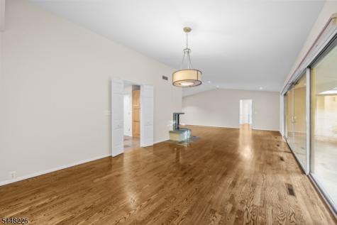 29 Wayside Place Montclair NJ 07042