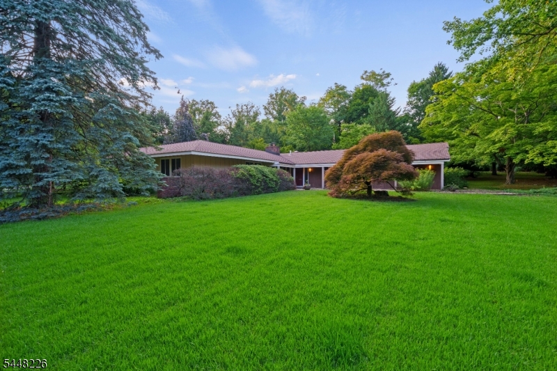 29 Wayside Place Montclair NJ 07042