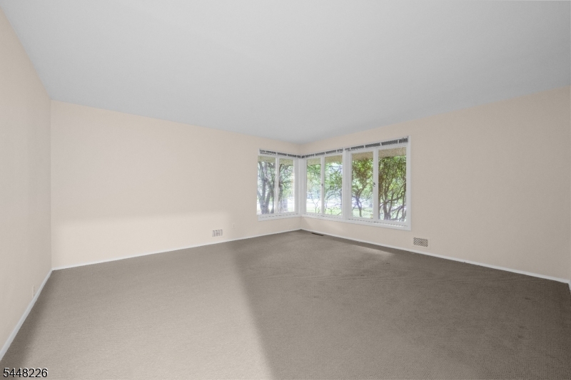 29 Wayside Place Montclair NJ 07042