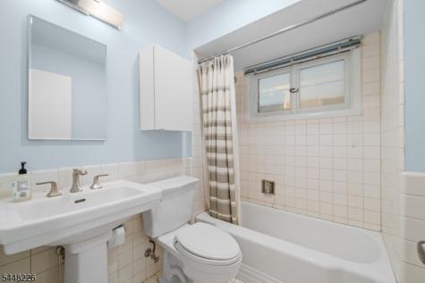 29 Wayside Place Montclair NJ 07042