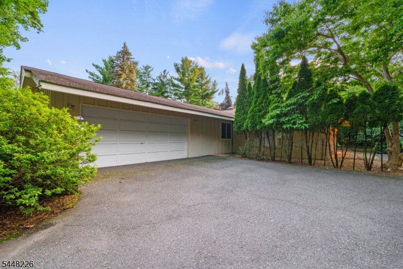 29 Wayside Place Montclair NJ 07042