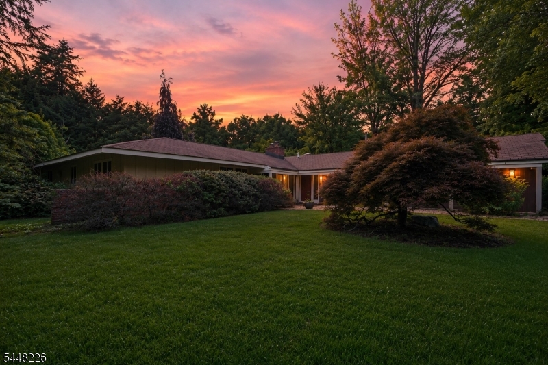 29 Wayside Place Montclair NJ 07042