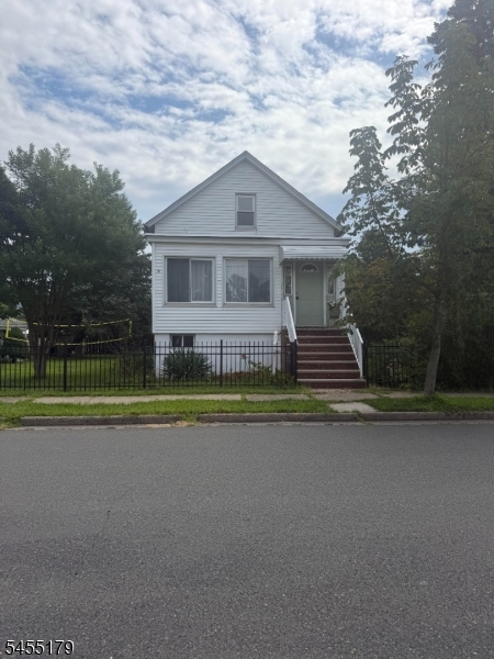 67 Oakland Avenue Edison NJ 08817