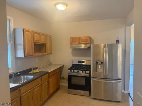 186 N 17th Street East Orange NJ 07017