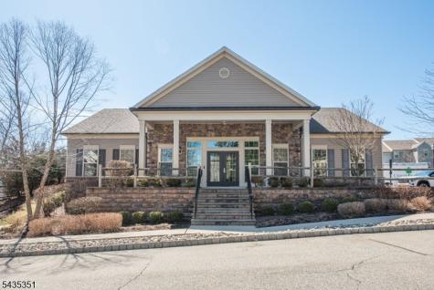 11 Albert Court Randolph NJ 07869