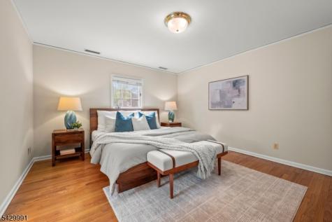 33 Exeter Road Unit 1 Millburn NJ 07078