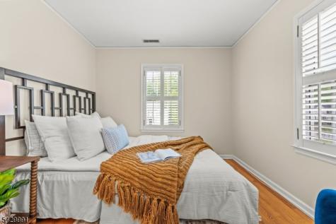 33 Exeter Road Unit 1 Millburn NJ 07078