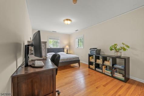 33 Exeter Road Unit 1 Millburn NJ 07078
