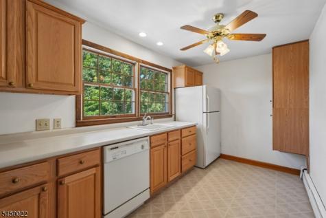 36 Page Drive Oakland NJ 07436