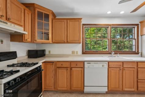 36 Page Drive Oakland NJ 07436