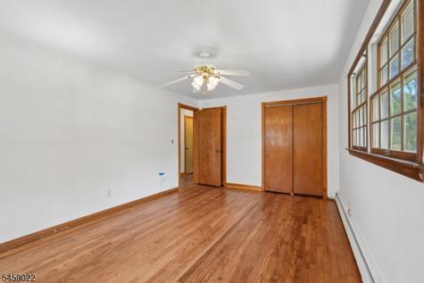 36 Page Drive Oakland NJ 07436
