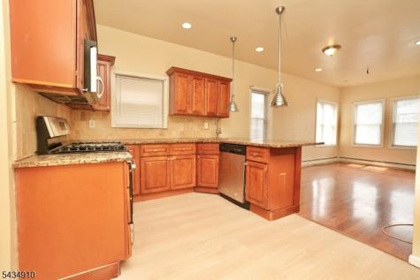 79 Chestnut Street West Orange NJ 07052
