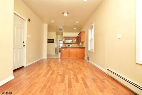 79 Chestnut Street West Orange NJ 07052