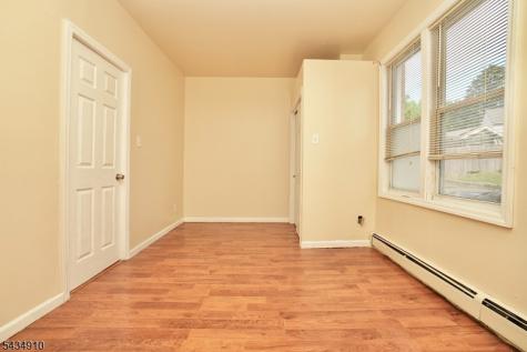 79 Chestnut Street West Orange NJ 07052